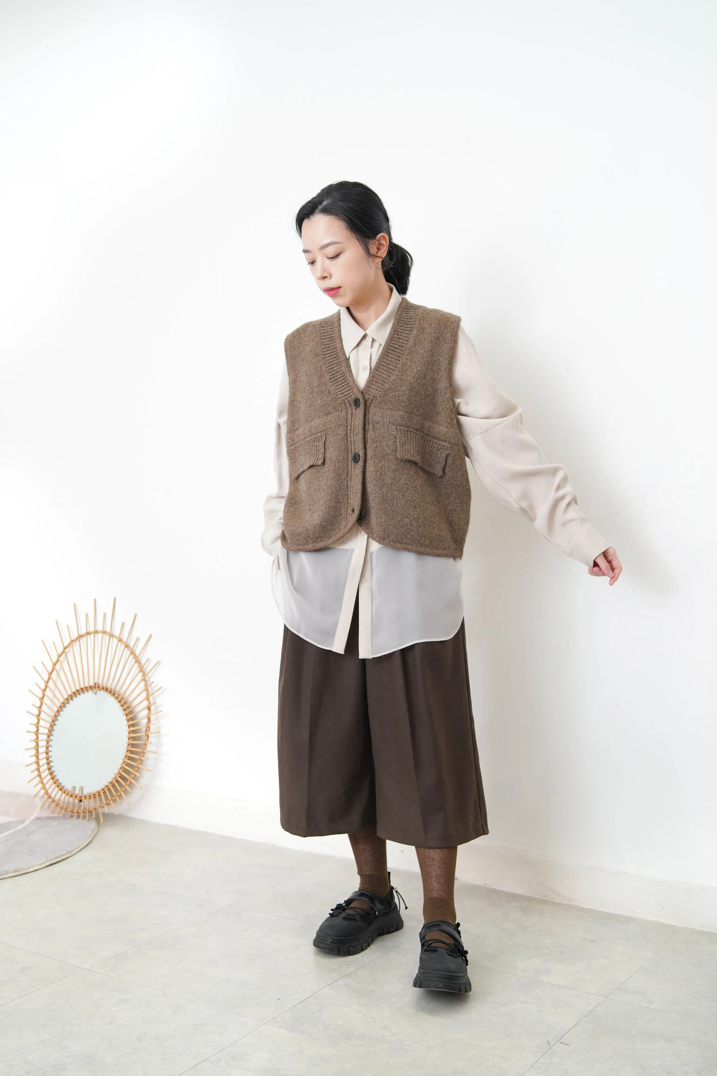 Beige chiffon shirt w/ sheer long hem