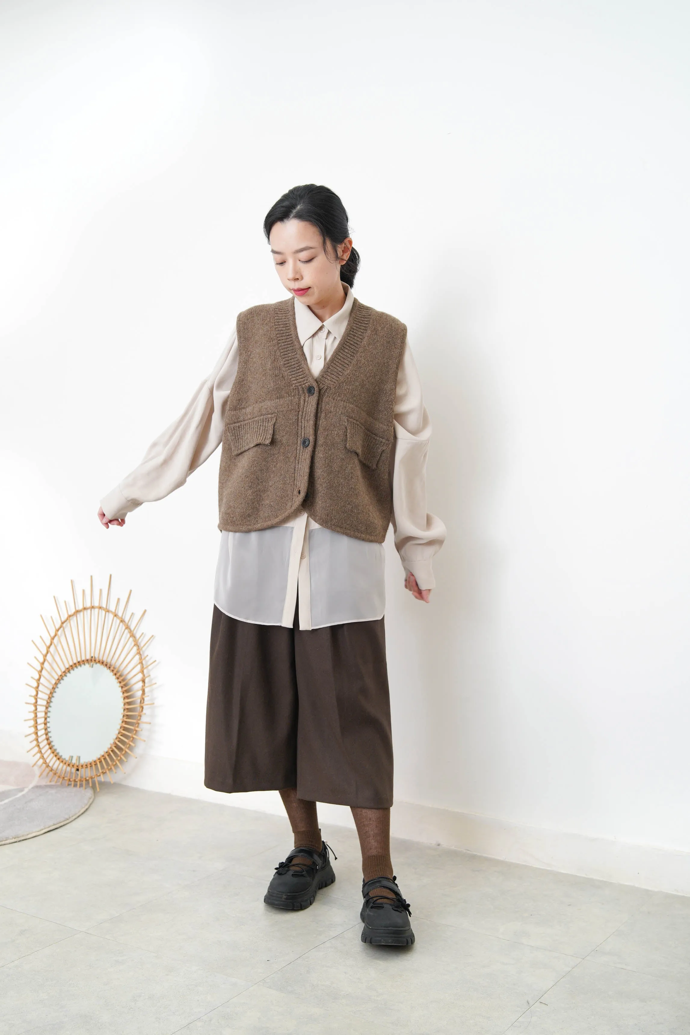 Beige chiffon shirt w/ sheer long hem