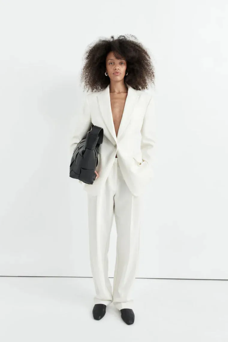 Contour Blazer in White