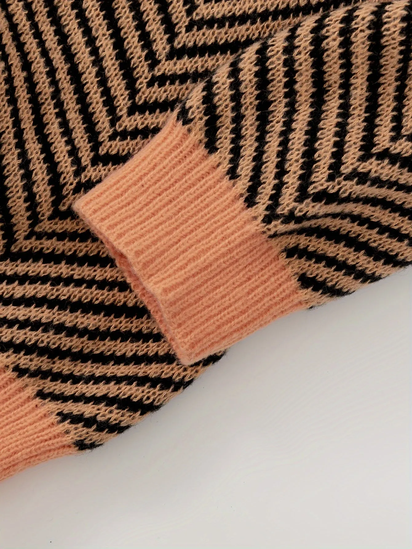 DANLUX | Casual Striped Knitted Cardigan with V-Neck
