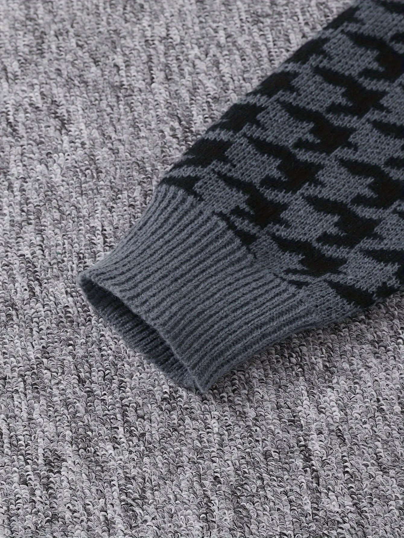 ELVIREN | Casual Sweater with Pied-de-Poule Pattern