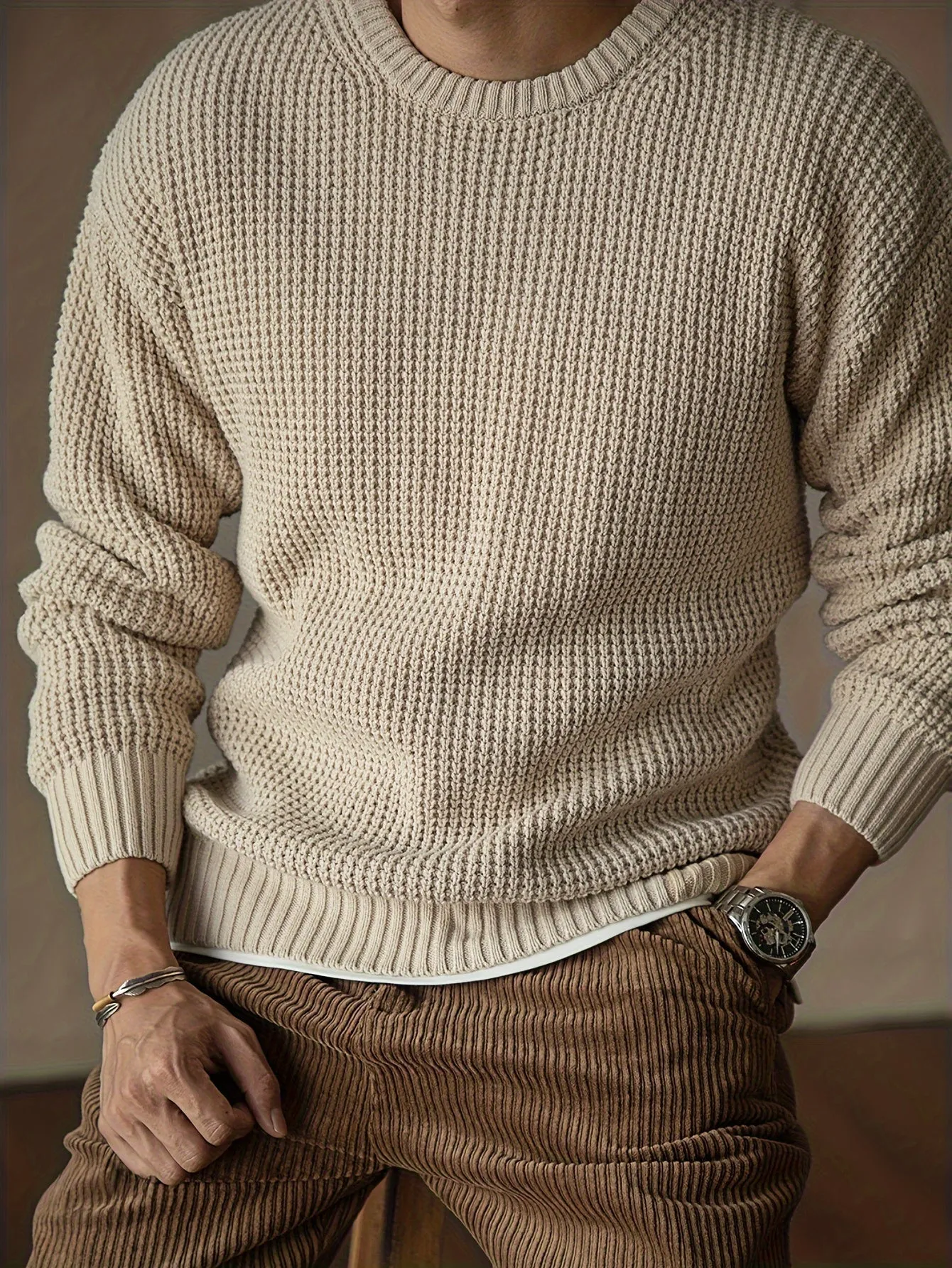 GILVAN | Solid Knitted Mens Pullover Sweater with Round Neck