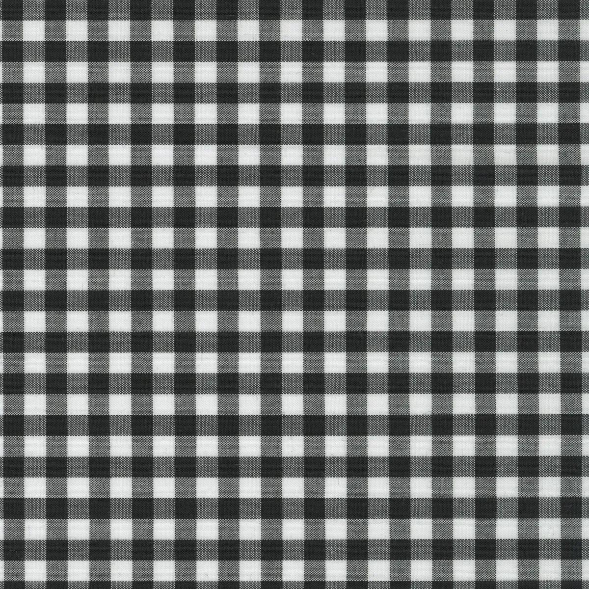 Made-to-Measure Shirt in Black Medium Gingham Poplin