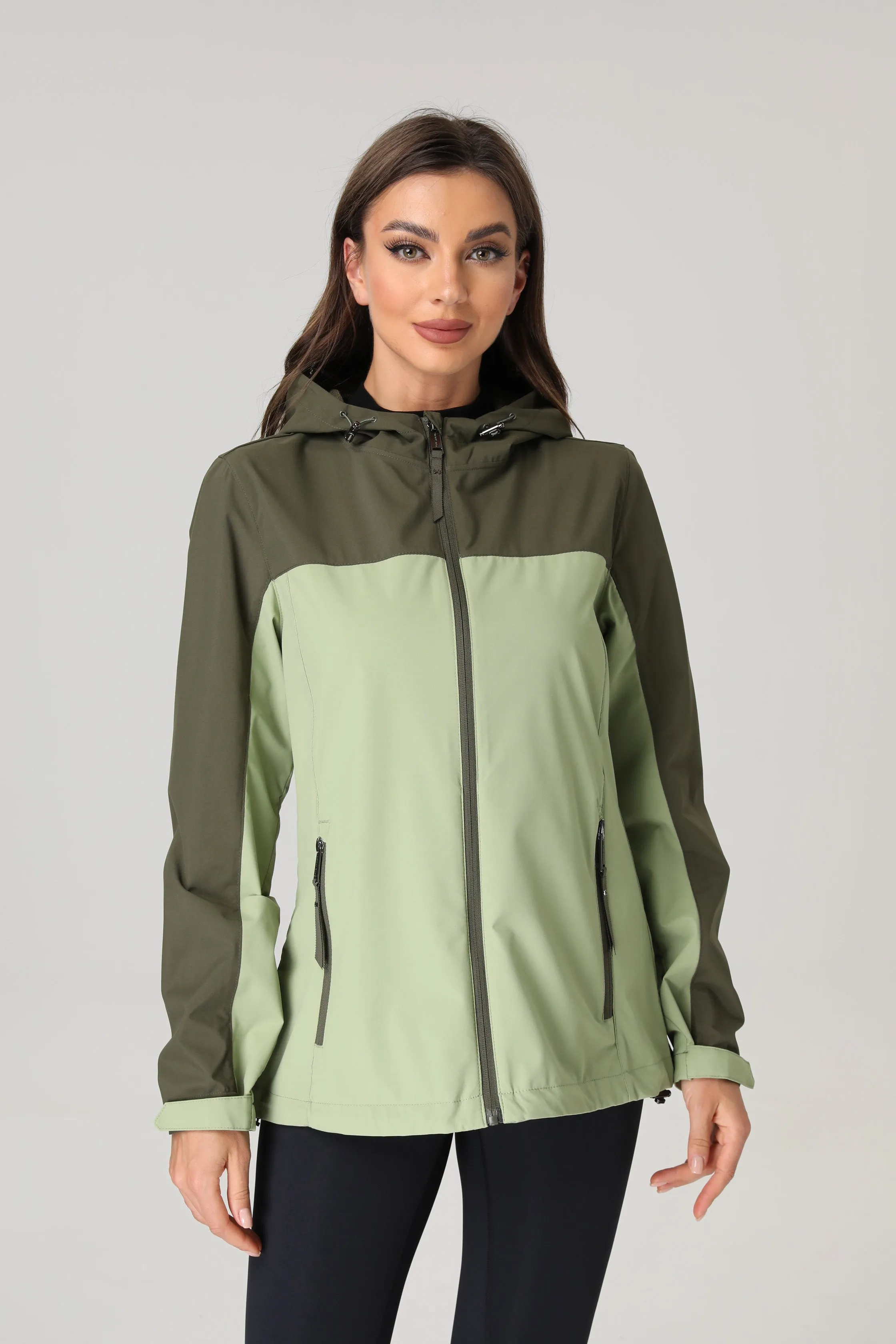Women's Defender Rain Jacket